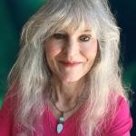 Headshot of Katchie Cartwright